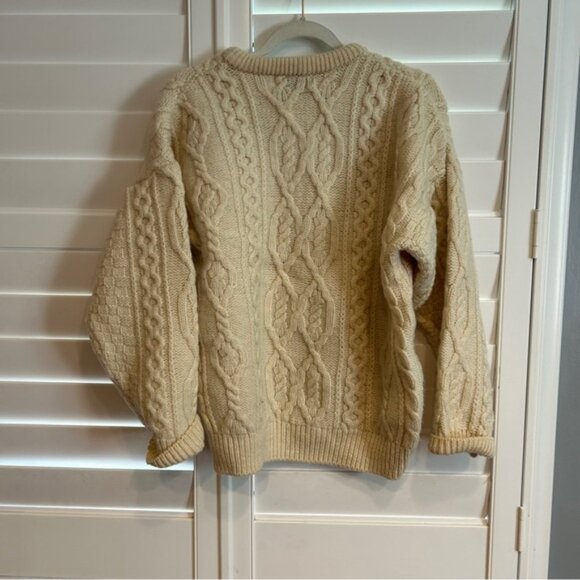 Aran Crafts Ireland Authentic Crew Neck Cable Knit Sweater Cream Size Medium - Picture 3 of 3